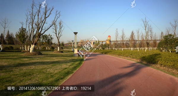 南京長江大橋及江邊