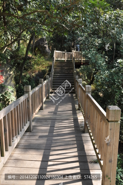 木板路
