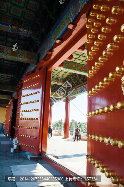 紅色中國(guó)門(mén)