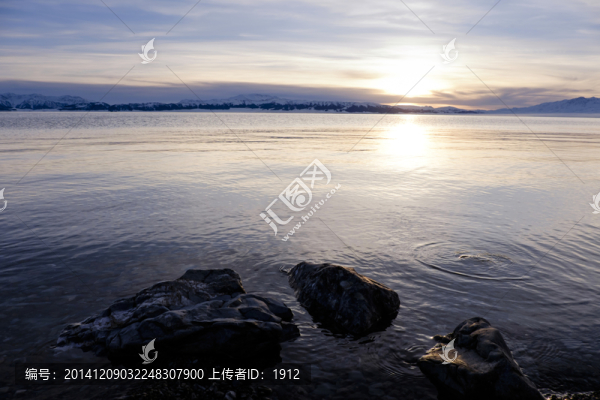 賽里木湖