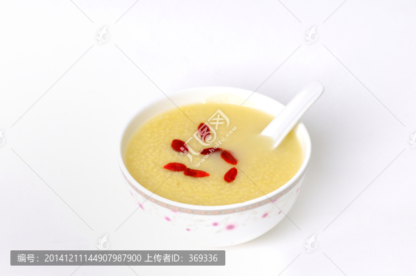 枸杞小米粥
