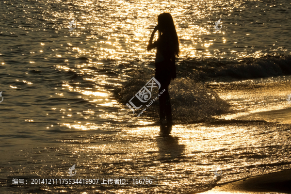 金色的海灘
