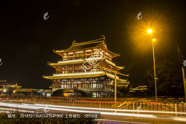 長沙杜甫江閣車流夜景