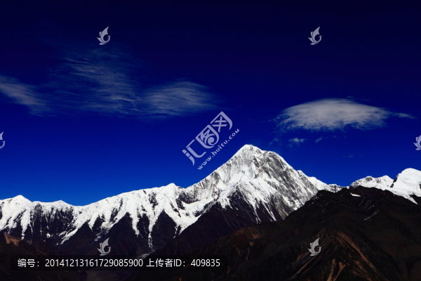 貢嘎雪山