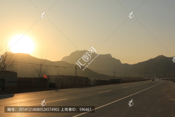 臥佛夕照