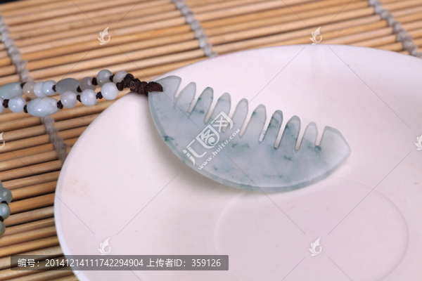 毛衣鏈,玉梳子