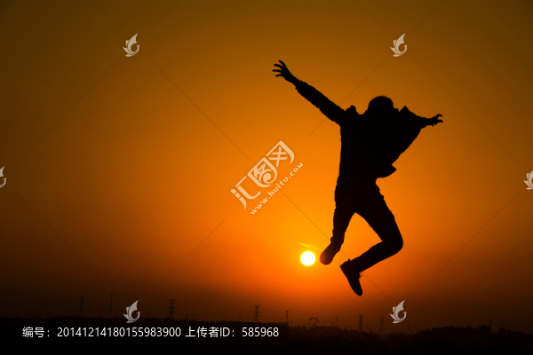 男士練九陰白骨爪剪影