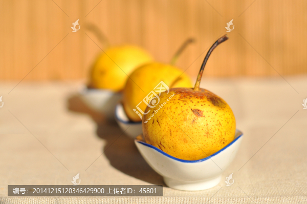 尖把梨