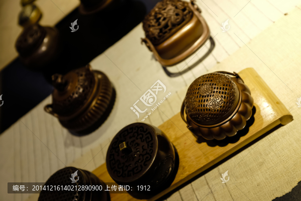 香薰?fàn)t