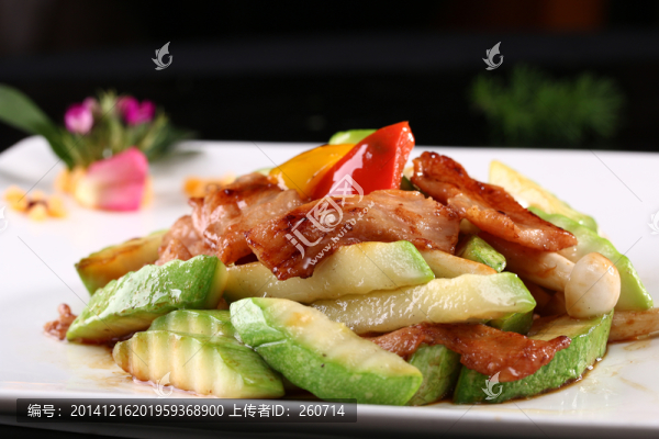 西葫蘆炒豬頸肉