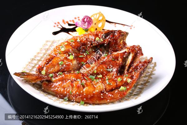 竹網(wǎng)烤魚