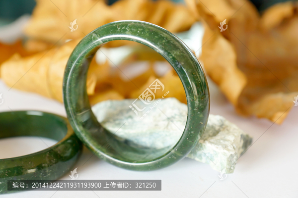 泰山玉手鐲