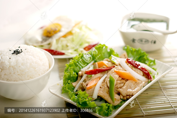 尖椒炒肉