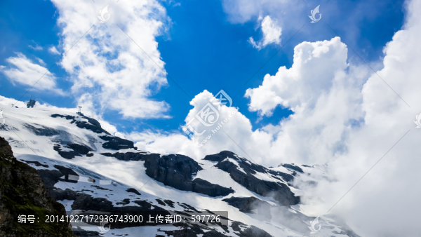 鐵力士雪山風(fēng)光