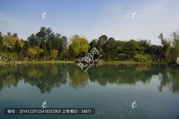 碧水藍(lán)天
