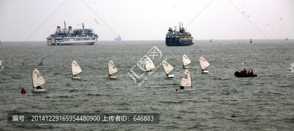 帆船