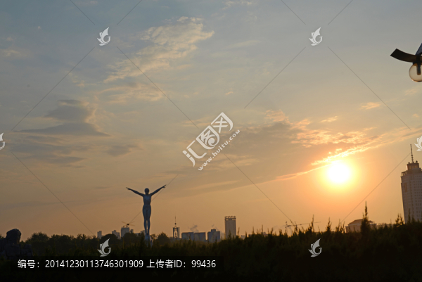 擁抱夕陽紅