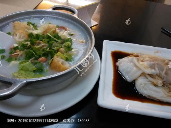 艇仔粥與腸粉