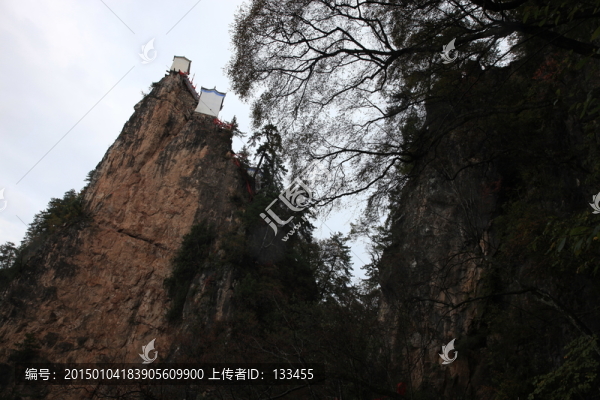 塔云山