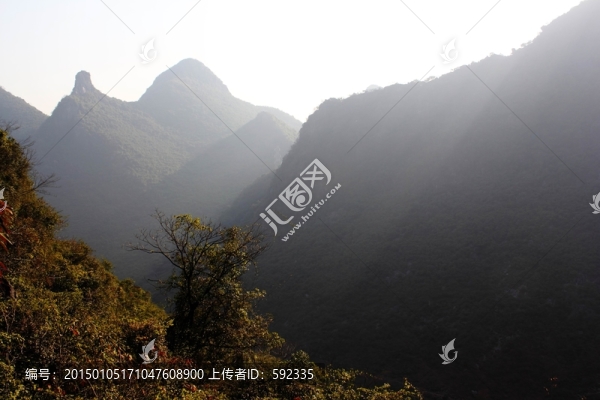 大山