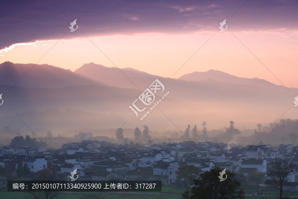 鄉(xiāng)村的早晨