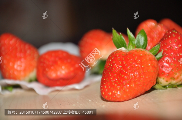 草莓