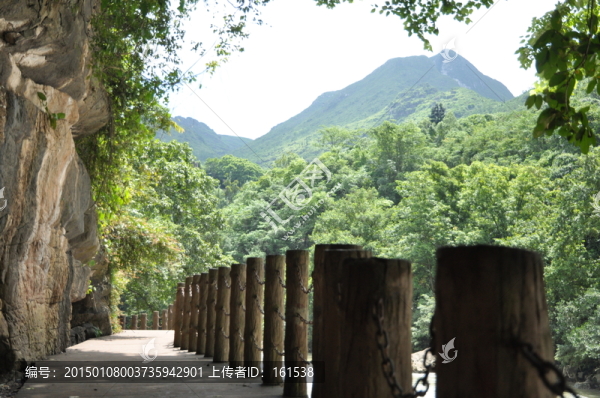 貴州安順天星橋景區(qū)道路