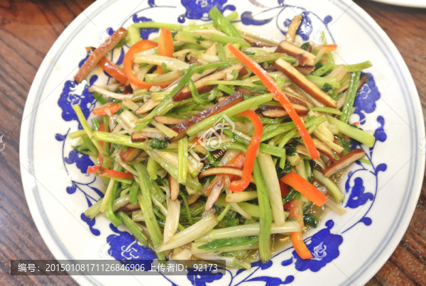水芹菜炒香干