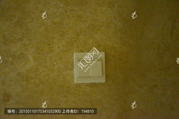 商用大廈墻上的開關(guān)