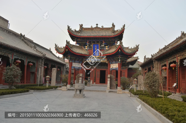 大義參天牌樓