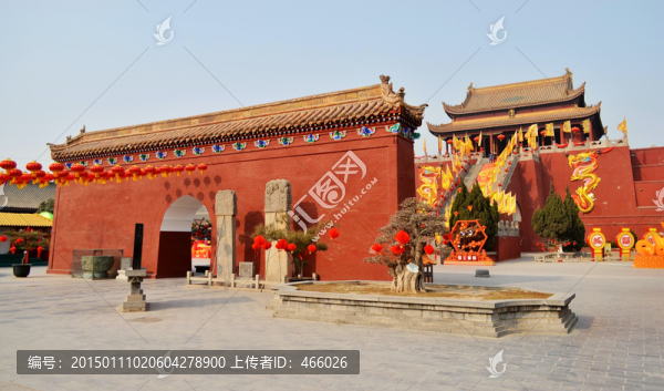 龍亭景區(qū)大門