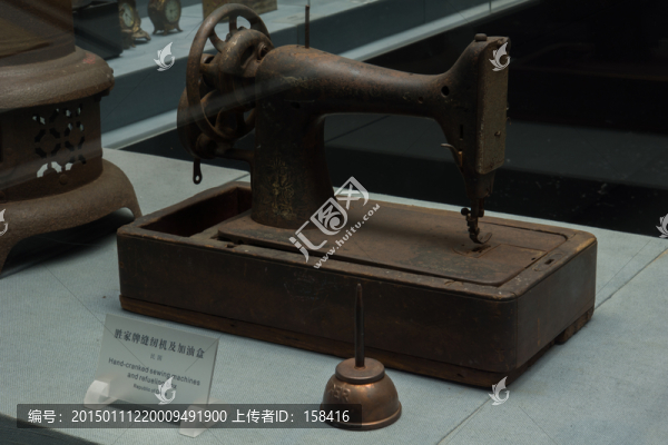 民國(guó)古董縫紉機(jī)