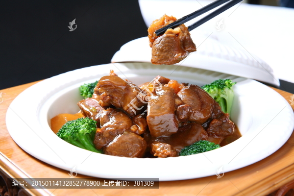 養(yǎng)生蘿卜皮煲牛肉