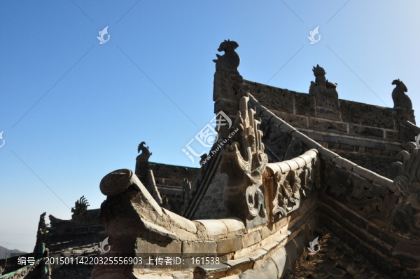 甘肅平?jīng)鲠轻忌?古建筑屋檐