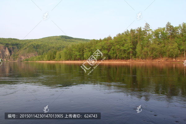 森林之夏河