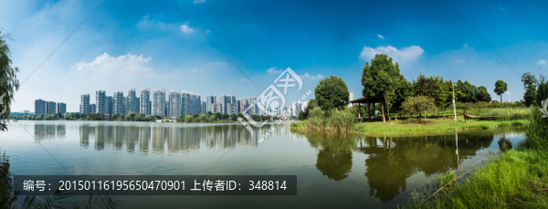 月湖公園