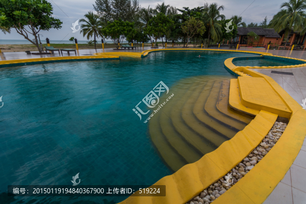 露天游泳池