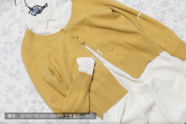 羊絨衫