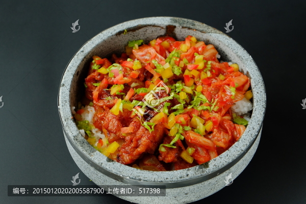 石鍋牛肉蓋飯