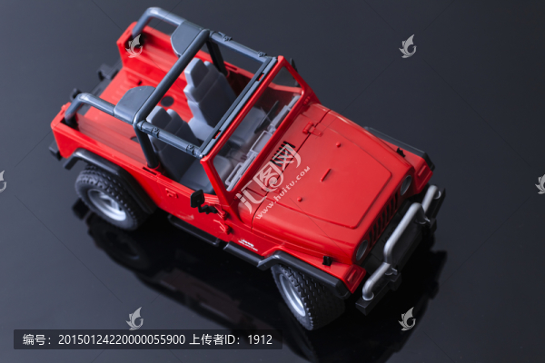 越野車