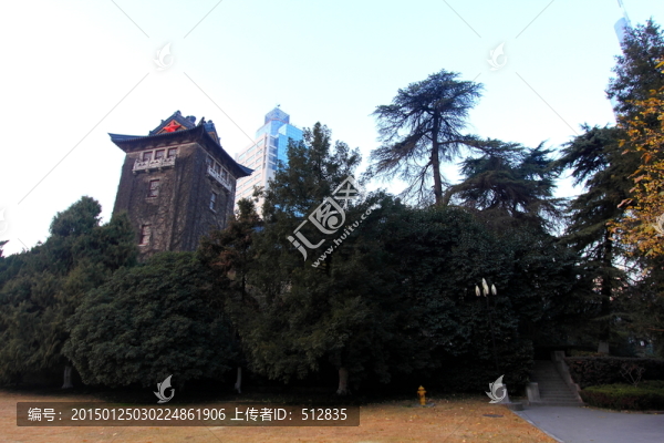 南京大學(xué)