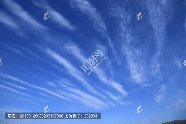 藍(lán)天白云