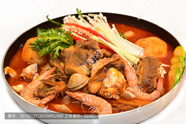海鮮珍萃牛肉火鍋