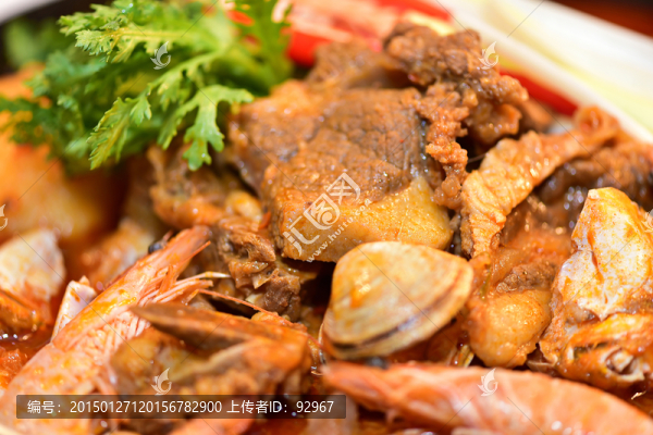 海鮮珍萃牛肉火鍋