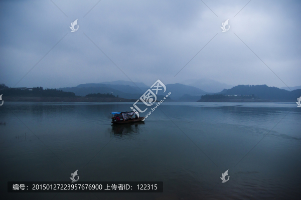 雅女湖