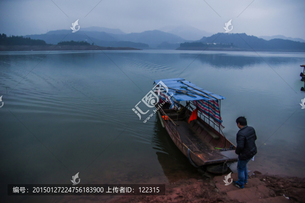 湖泊