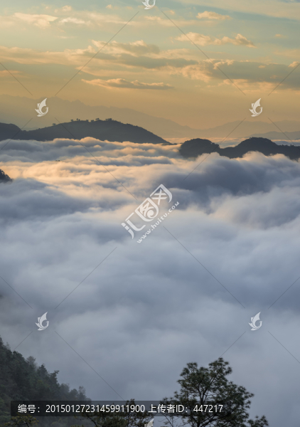 南澗公郎云霧