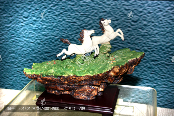 白馬裝飾品
