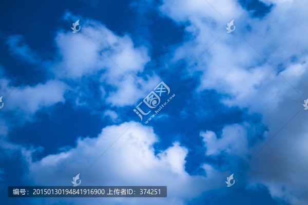 藍(lán)天白云