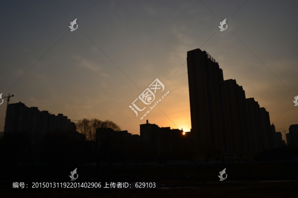 城市夕陽紅